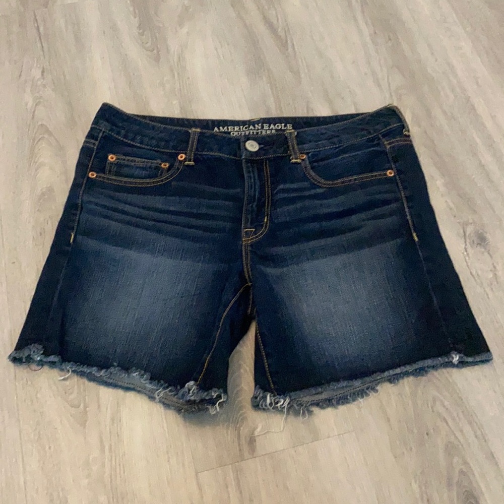American Eagle Bermuda jean shorts size 8